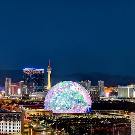 Mgm Signature-27-805 F1 Track & Strip View Balcony 라스베이거스 외부 사진